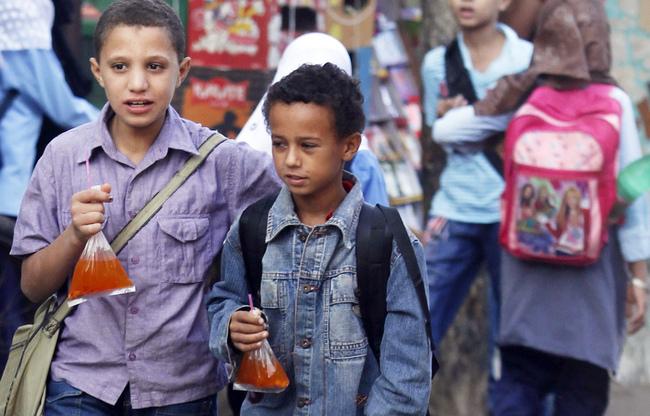 إصابة 170 تلميذًا في 10 مدارس بسوهاج بـ”القراع”