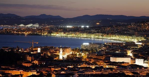 التطرف يعلق زواج فرنسيين