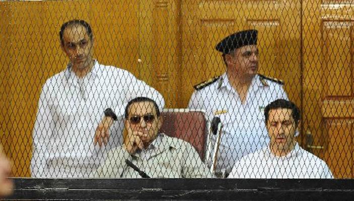 مقاولو القصور الرئاسية يكشفون أسرار “ترف” عائلة المخلوع