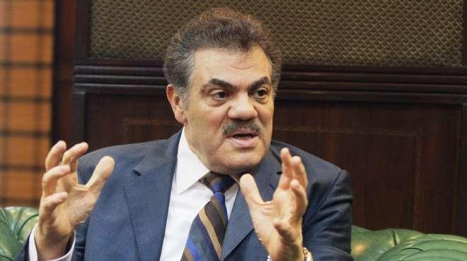 حبس السيد البدوي لاتهامه بإصدار شيك بدون رصيد