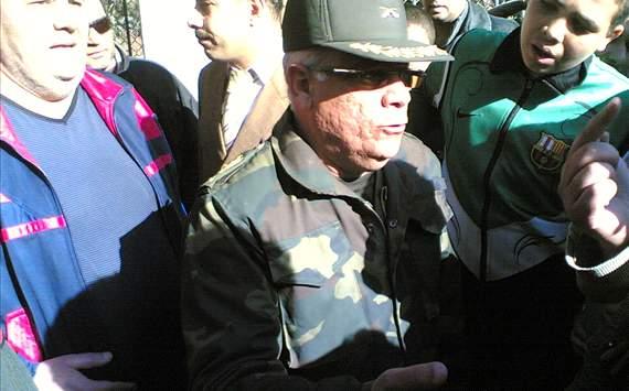 الحاكم العسكري ببورسعيد ينهى إضراب مستشفى الصدر