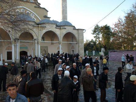 “التعاون الإسلامي”  قلقه من أوضاع المسلمين التتار بالقرم