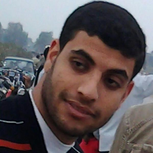 أحمدي حمودة: الطلاب ماضون فى موجتهم الثورية دون تراجع