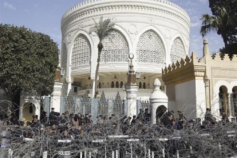 الاتحادية يتحول لثكنة عسكرية وأمن الانقلاب يطوق القاهرة