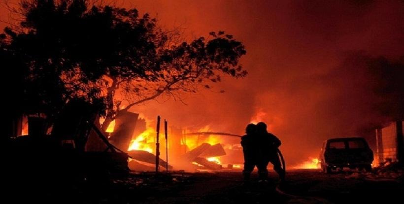 إصابة 59 عاملا في حريق مصنع حلويات بالعاشر من رمضان