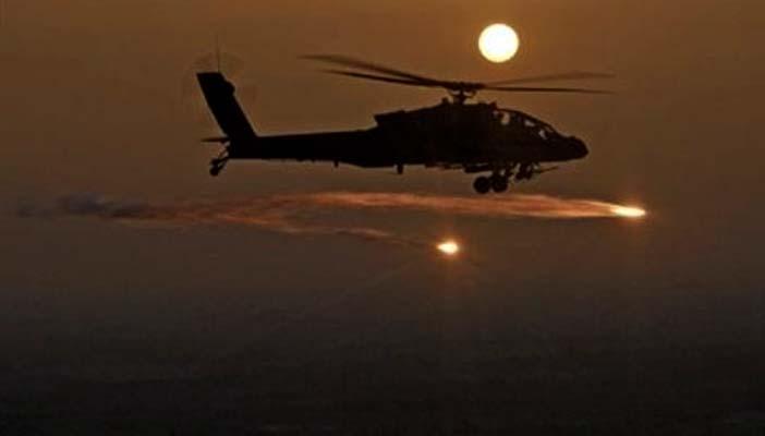 طائرة حربية تقصف منزلاً بالشيخ زويد