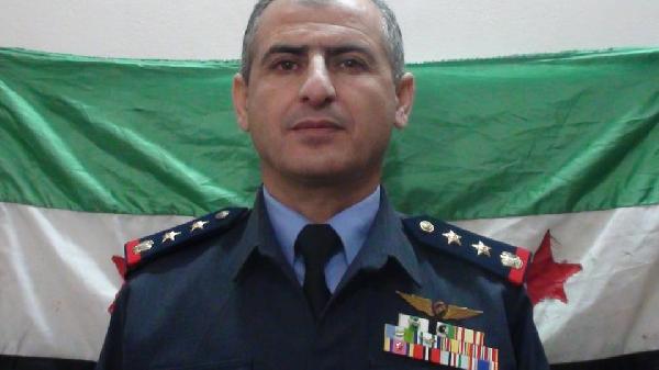 “الجيش الحر”: النظام السوري لن يسقط إلا بقطع “رأسي الأفعى”