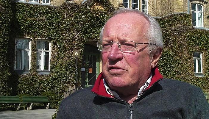 “روبرت فيسك” عن عاصفة الحزم: السعودية ألقت بنفسها في الهاوية