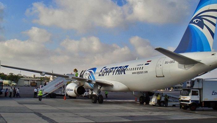 6 ثغرات في حادث اختطاف الطائرة المصرية