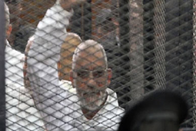 “بديع”  : السيسى قتل المتظاهرين.. ومرسي الرئيس الشرعي