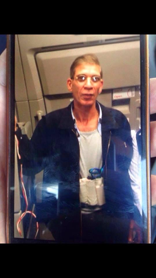 8 معلومات.. تعرَّف على مختطف الطائرة المصرية