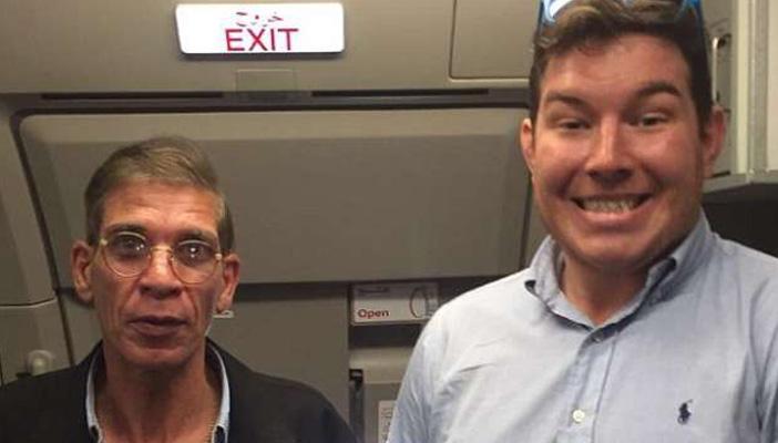 تعرف على صاحب “سيلفي” الطائرة المخطوفة