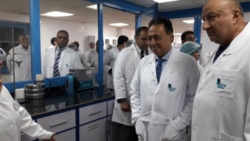 خبراء: مصنع لبن الأطفال تحول إلى مبنى فقط.. وتصريحات وزير الصحة فنكوش