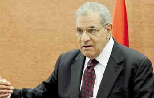 محلب يعزي تواضروس في والدته بالكاتدرائية