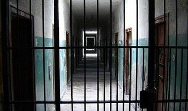 200 معتقل يضربون عن الطعام بسجن الحضرة بالإسكندرية