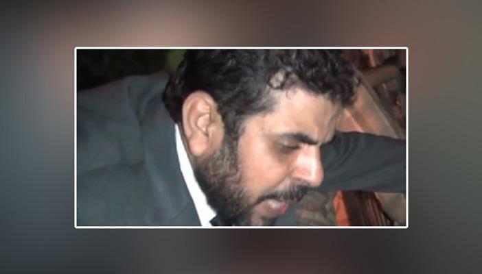 بعد حبسه 3 سنوات بالعقرب.. علاء حمزة يصارع الموت