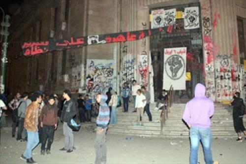 معا لمحاسبة الزند : غلق أبواب دار القضاء جريمة نكراء