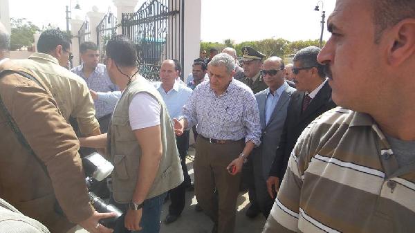 محلب: مصر في حرب والتوكل على الله هو ما يصبرنا على طلبة الجامعات