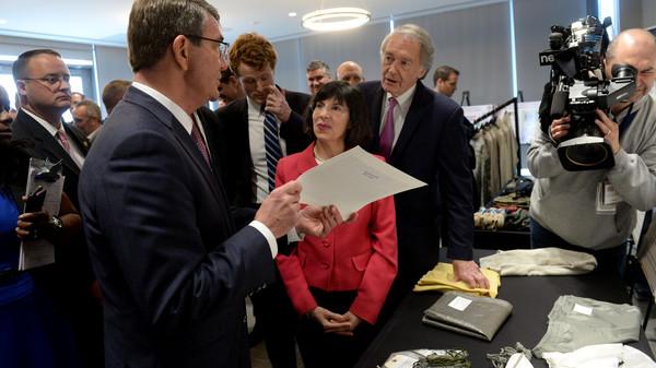 “البنتاجون” يستثمر 317 مليون دولار في أقمشة ذكية تستشعر التهديدات