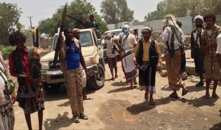 عاجل: المقاومة الشعبية تسيطر على القصر الجمهوري بعدن