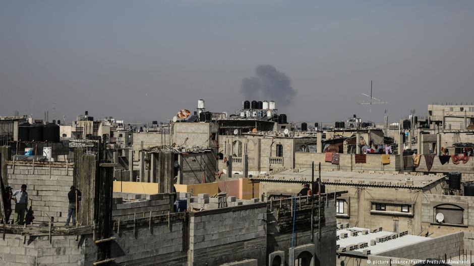 هيومن رايتس ووتش: إسرائيل ومصر تمنعان دخول عمال الإغاثة إلى قطاع غزة