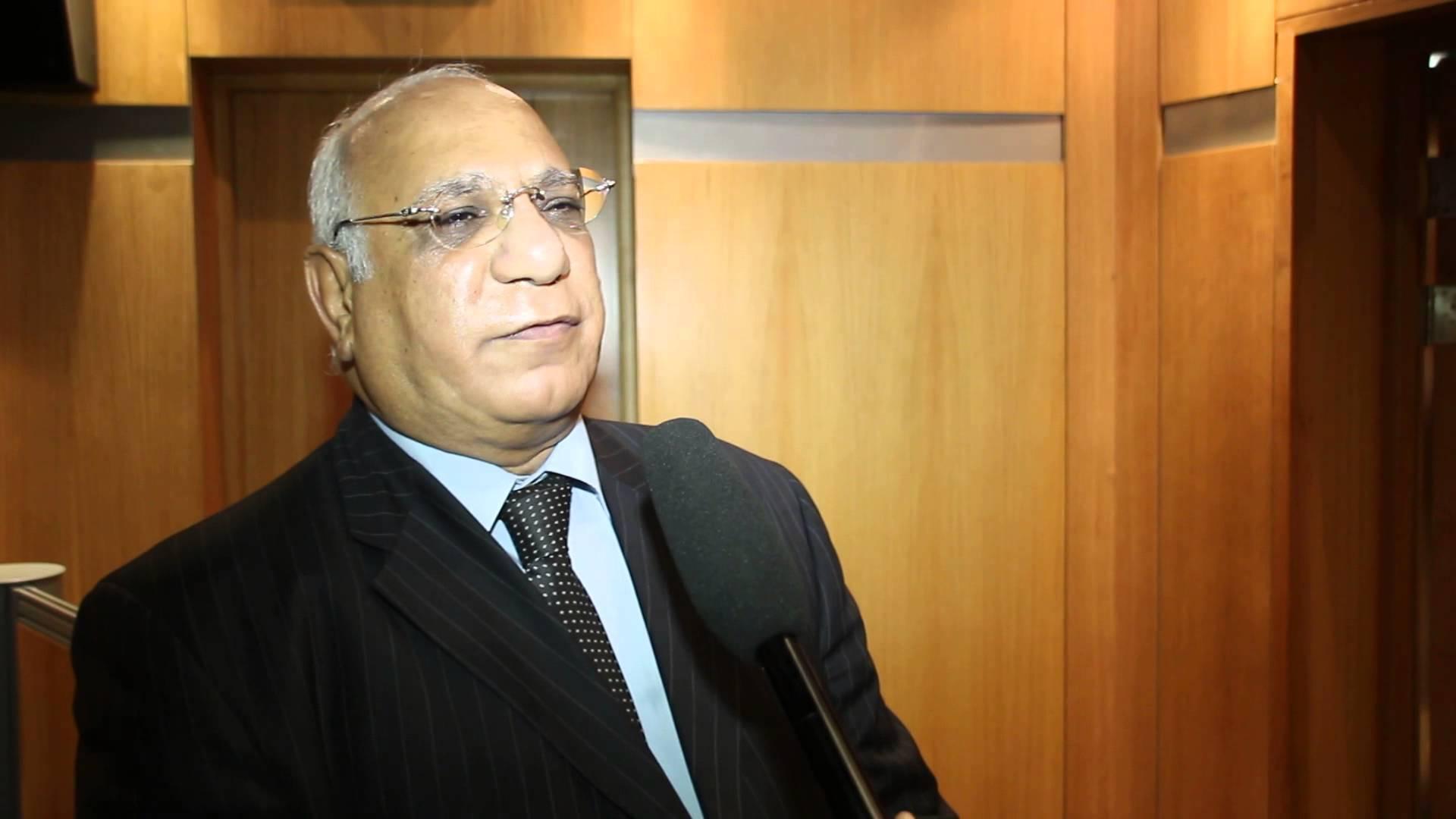 نورالدين لوزير التموين: “يا راجل كفاياك اشتغالة في البلد!!”