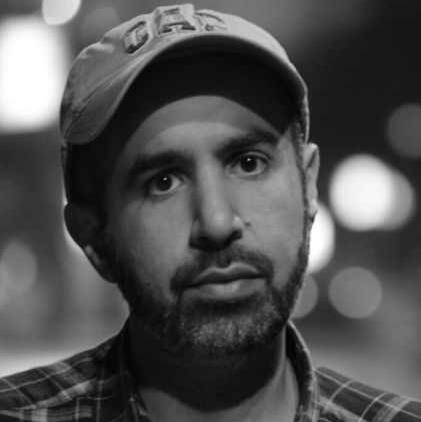 بالصور.. قصة تحويل فرع الشبكة العربية بالرياض لمقهى ثقافي