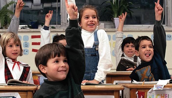 باحثون:الدهشة والإثارة تدفعان الأطفال إلى التعلم