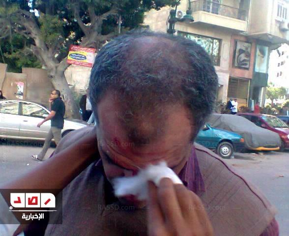 الإسكندرية : المتظاهرون ينسحبون و الأمن يطلق الغاز لتفريقهم