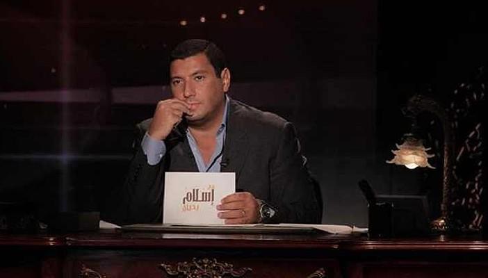 إسلام بحيري ينفي لـ”رصد” وقف برنامجه.. مؤكدًا: أدافع عن الدين