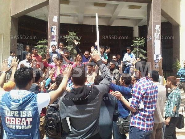 مظاهرة بـ”أزهر طنطا” تنديدا بقمع الطلاب وترشح السيسي