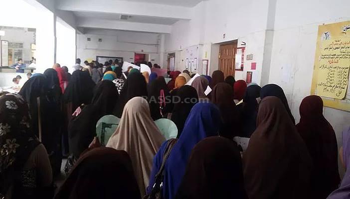 طلاب دار العلوم بجامعة الفيوم يستمرون في إضرابهم عن الدراسة