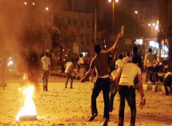 أعضاء 6 أبريل يقطعون شارعي 26 يوليو ورمسيس