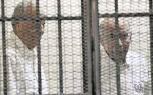 وصول”عبيد “ووالى” إلى دار القضاء ووضعهم بالقفص