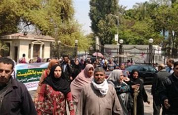 وقفة لعمال التشجير بالدقهلية أمام مجلس الوزراء للمطالبة بالتثبيت