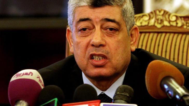 “المنظمة العربية” تنفي اختيار وزير داخلية الانقلاب الأفضل عربيا