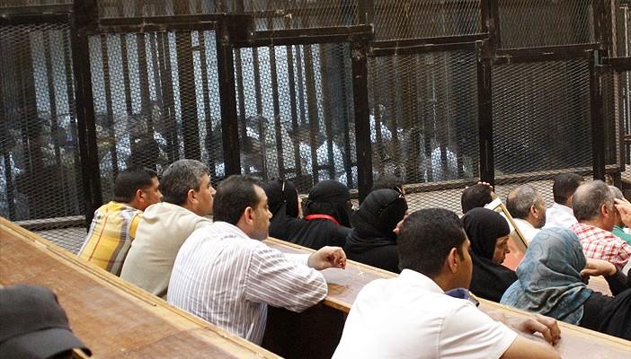 دفاع مذبحة بورسعيد يكذّب شهادة مدير الاستاد السابق