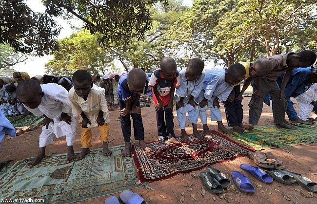 فرنسا تعلن تأييدها تهجير المسلمين من أفريقيا الوسطى
