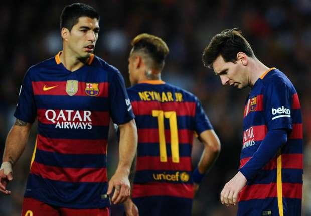 برشلونة يخسر من مالقا ويفسح طريق الصدارة للريال