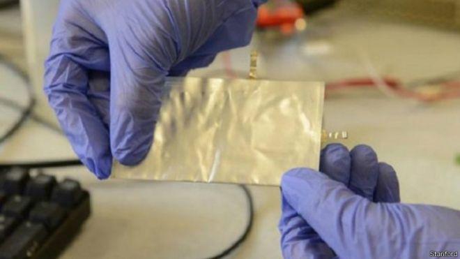 بطارية ألومنيوم للهواتف الذكية يعاد شحنها في دقيقة واحدة