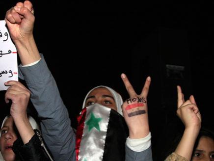 السوريون يستعدون لجمعة «أنقذوا حلب»