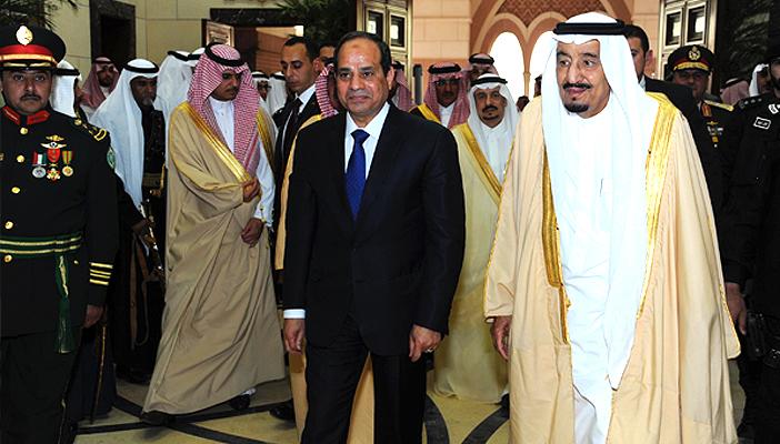 وورلد بوليتكس ريفيو: السيسي يخاطر في اليمن لتغطية فضيحة التسريبات