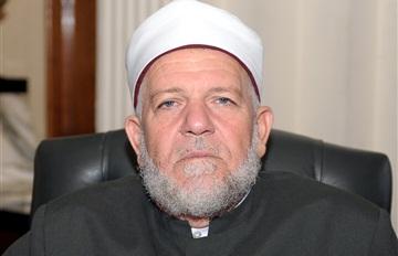 وقفة لعشرات الأئمة بشمال سيناء احتجاجًا على انقطاع المكافئة