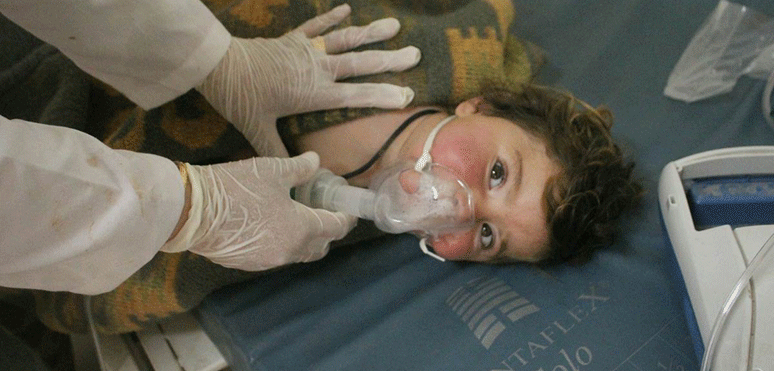 صورة.. تكريم مرتكب مجزرة الكيماوي في خان شيخون السورية