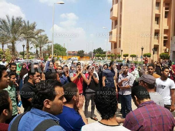 وقفة لطلاب ضد الانقلاب بتجارة المنوفية