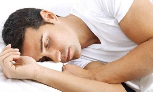 فوائد وضعيات النوم وأضرارها.. أسرار لا تعرفها