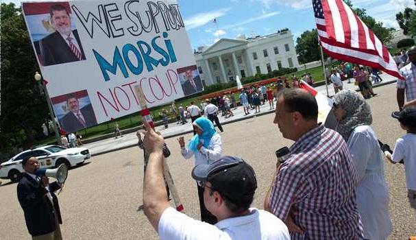 “لا يمثلون تهديدا”..هكذا رفضت الصحافة الأميركية تصنيف الإخوان”إرهابية”