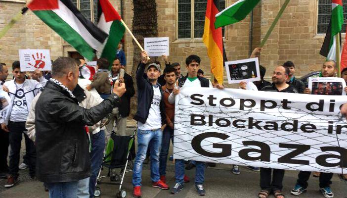 وقفة احتجاجية بفيينا تطالب بسرعة إعادة إعمار غزة