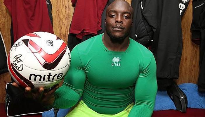 بالأسماء.. أثقل 10 لاعبين وزنًا في كرة القدم على مستوى العالم