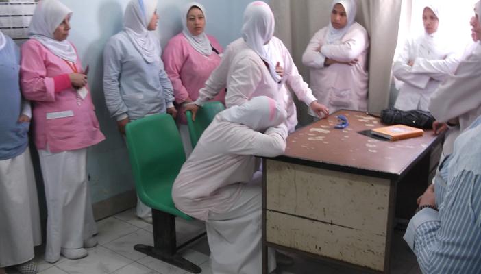 القوي العاملة: قبول طلبات راغبي التدريب للتشغيل بمهن التمريض 19 إبريل